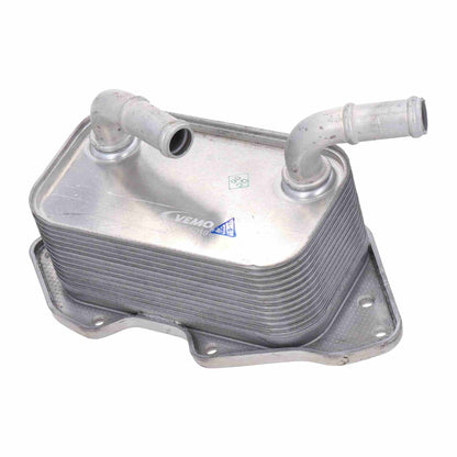 VEMO Engine Oil Cooler V15-60-6019