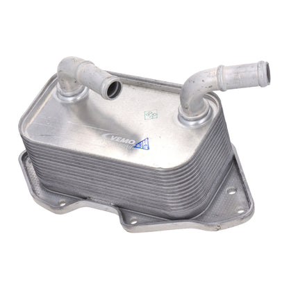 VEMO Engine Oil Cooler V15-60-6019