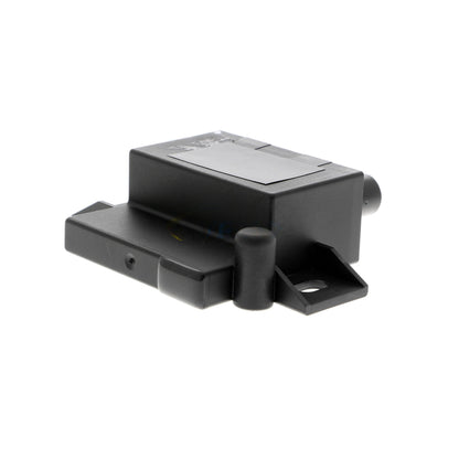 VEMO Fuel Pump Relay V15-71-0070