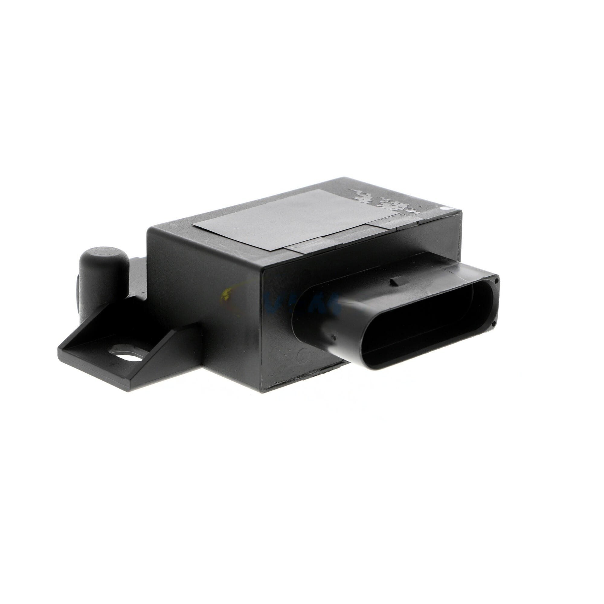 VEMO Fuel Pump Relay V15-71-0070