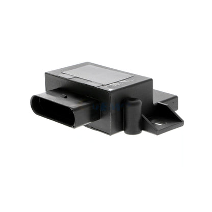 VEMO Fuel Pump Relay V15-71-0070