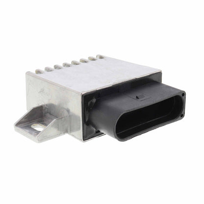 VEMO Fuel Pump Relay V15-71-0076