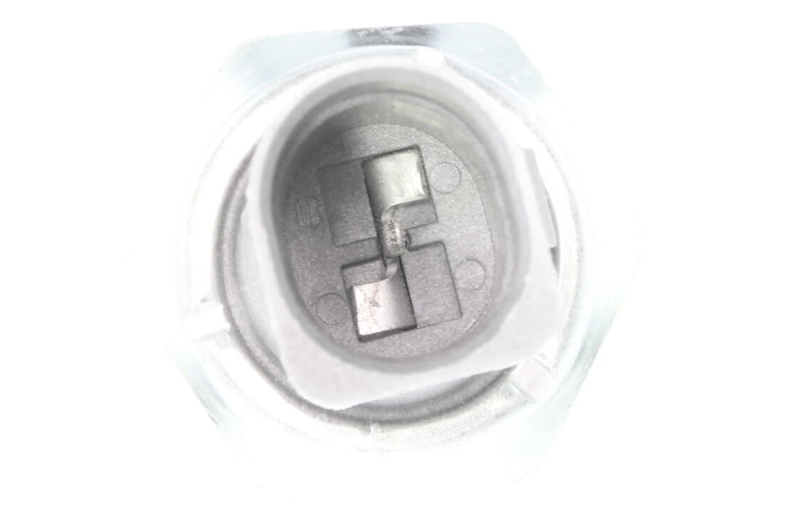 VEMO Engine Oil Pressure Switch V15-99-2018