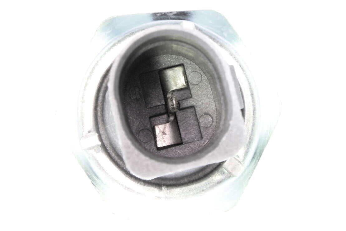 VEMO Engine Oil Pressure Switch V15-99-2018