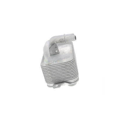 VEMO Engine Oil Cooler V20-60-0001