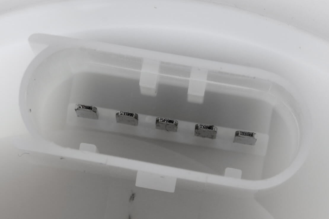 VEMO Fuel Pump Module Assembly V30-09-0057