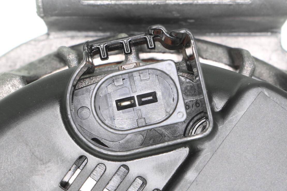 VEMO Alternator V30-13-50001