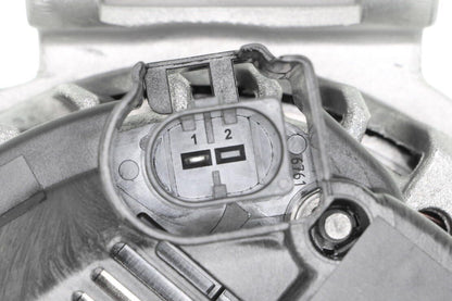 VEMO Alternator V30-13-50009
