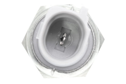 VEMO Engine Oil Pressure Switch V30-73-0138