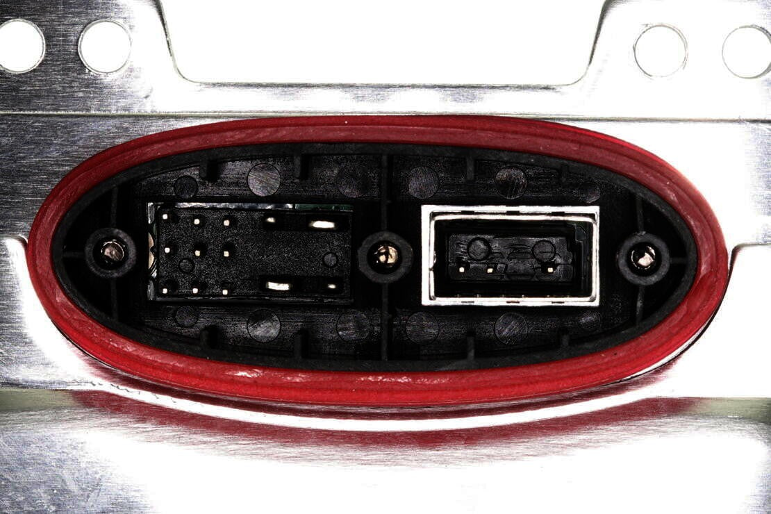 VEMO High Intensity Discharge (HID) Lighting Ballast V30-73-0296