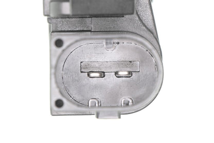 VEMO Voltage Regulator V30-77-1023