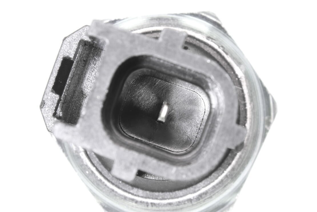 VEMO Engine Oil Pressure Switch V38-73-0022