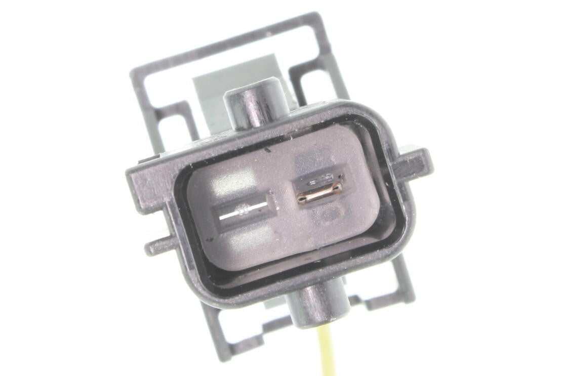 VEMO Engine Oil Pressure Switch V50-73-0002