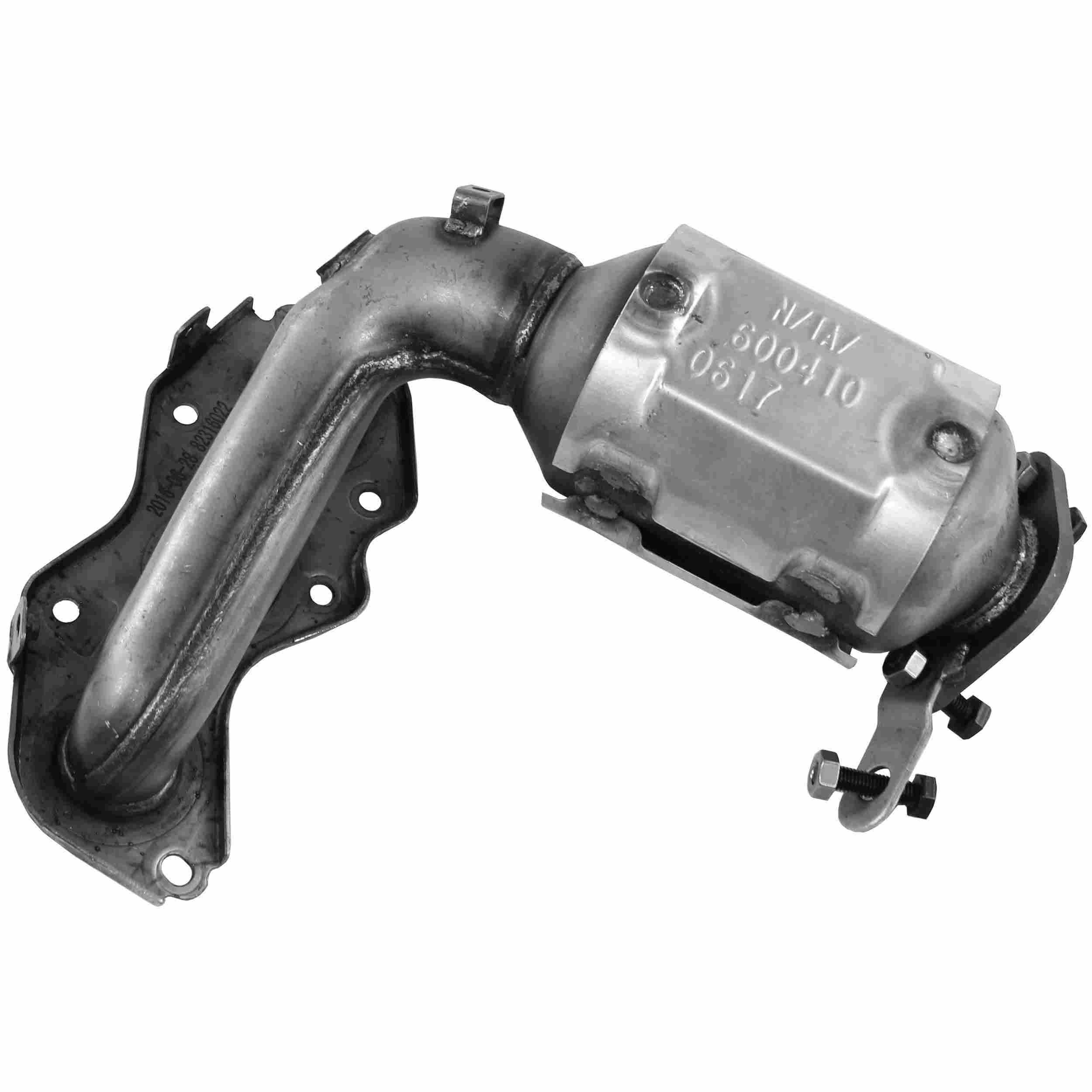 Walker Exhaust Catalytic Converter with Integrated Exhaust Manifold 16470