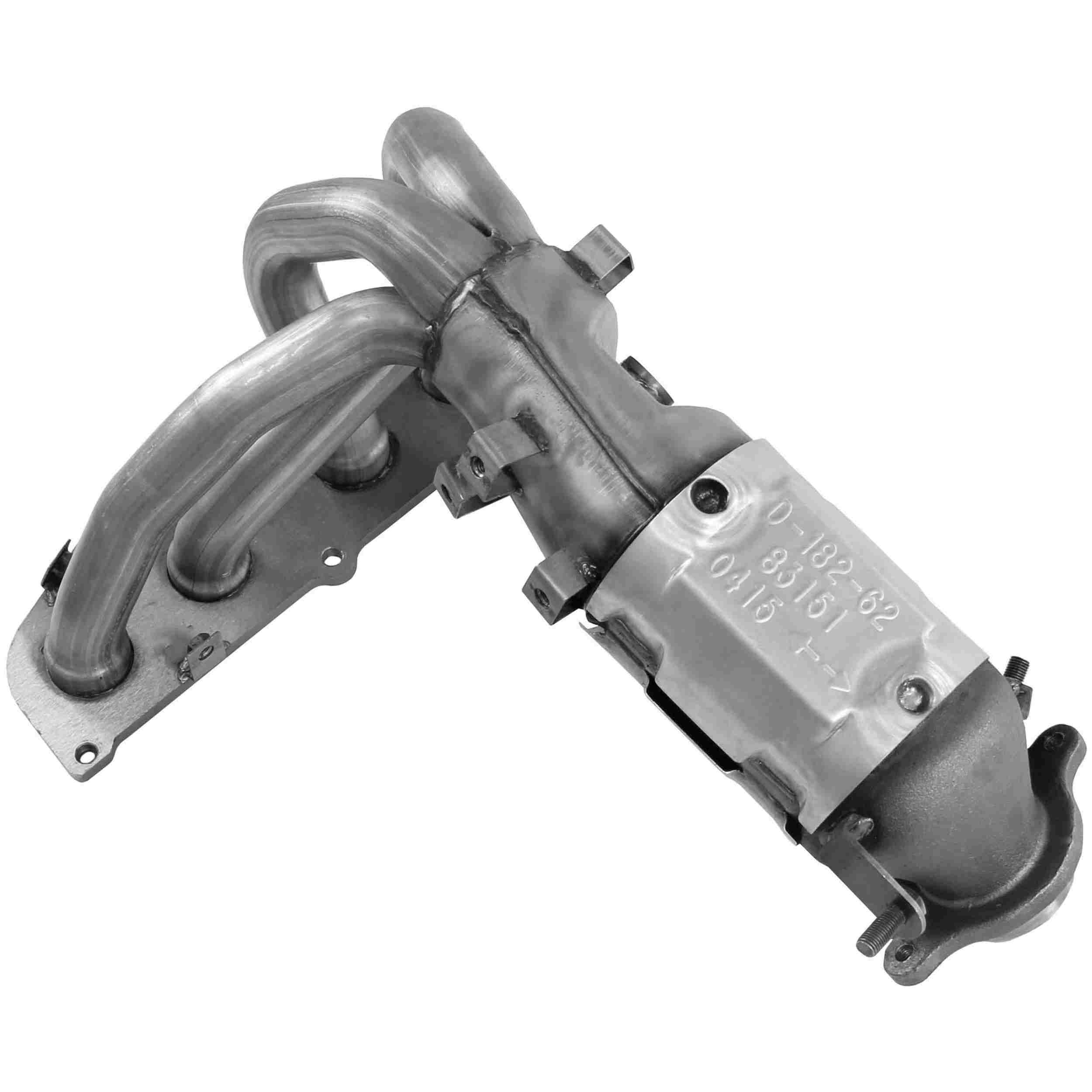 Walker Exhaust Catalytic Converter with Integrated Exhaust Manifold 83151