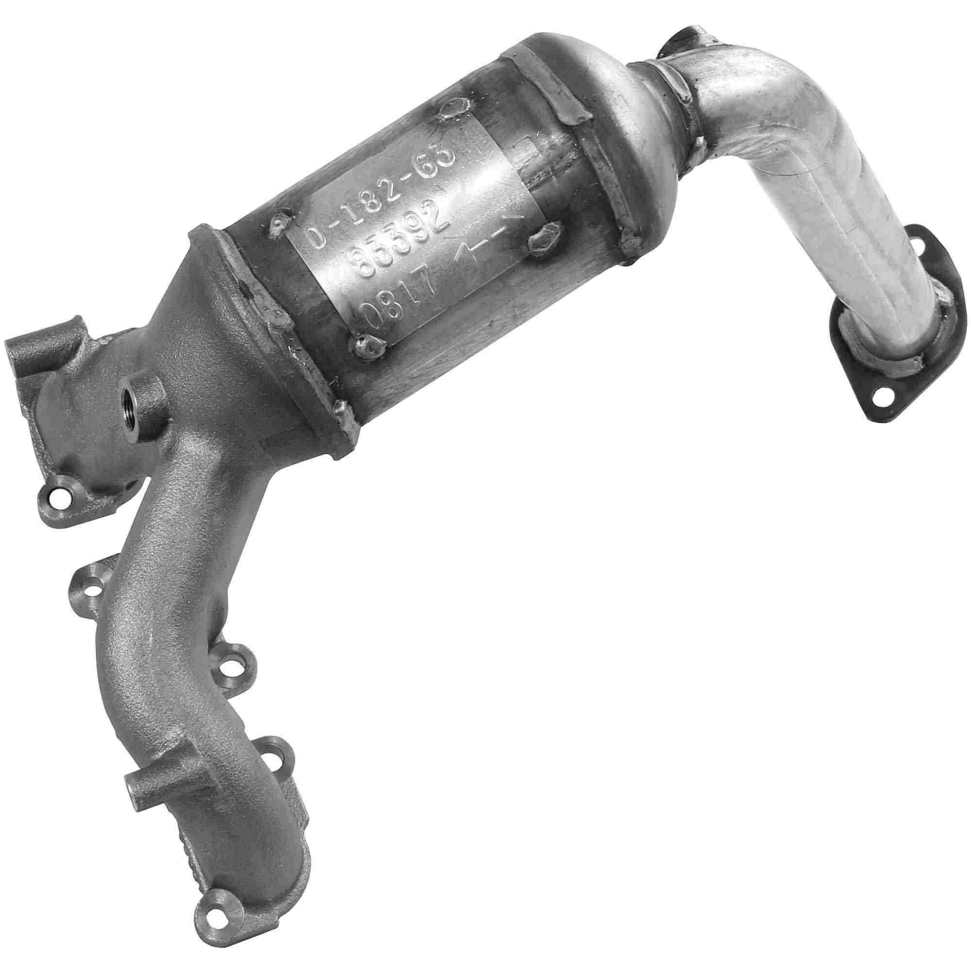 Walker Exhaust Catalytic Converter with Integrated Exhaust Manifold 83392