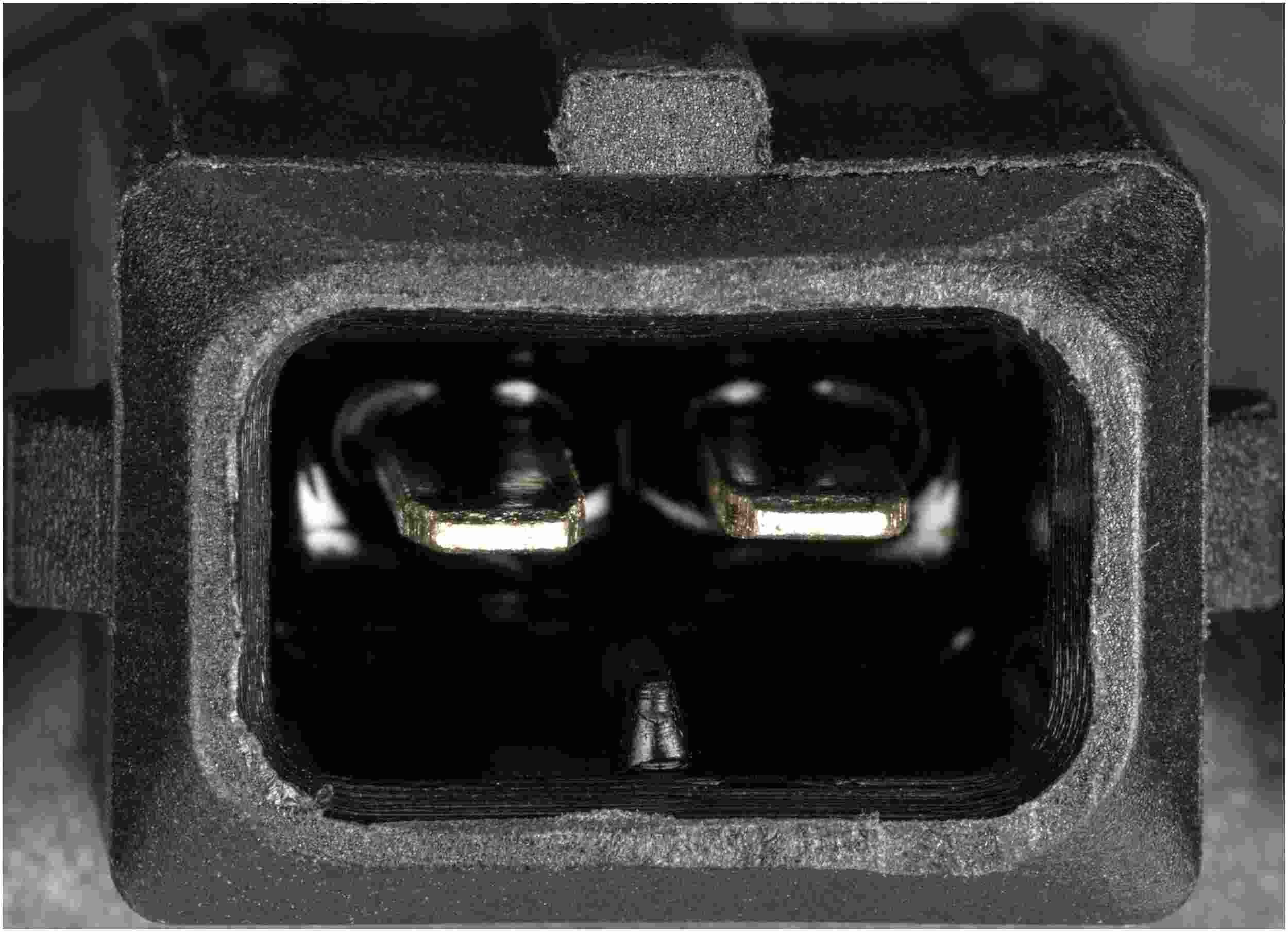 Gates PV383