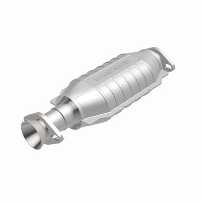 MagnaFlow Mitsubishi Montero HM Grade Federal / EPA Compliant Direct-Fit Catalytic Converter 93286 360 Degree Image Set