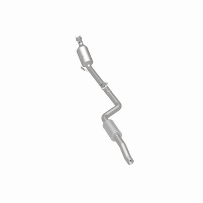 MagnaFlow Mercedes-Benz C300 OEM Grade Federal / EPA Compliant Direct-Fit Catalytic Converter 21-498 360 Degree Image Set