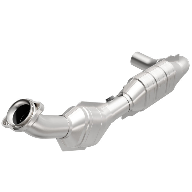 MagnaFlow Ford Expedition California Grade CARB Compliant Direct-Fit Catalytic Converter 458021 Photo - Primary