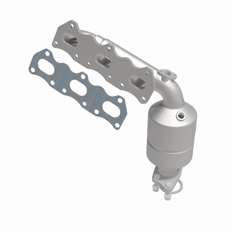 MagnaFlow Suzuki OEM Grade Federal / EPA Compliant Manifold Catalytic Converter 51272 360 Degree Image Set