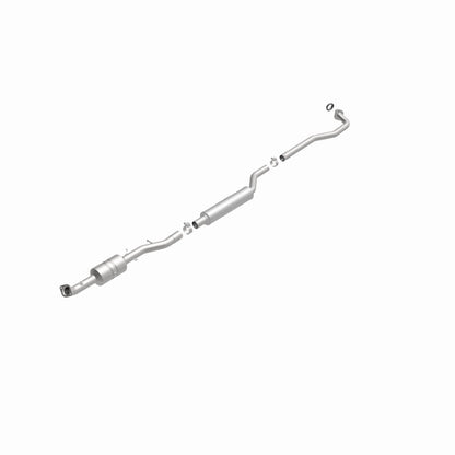 MagnaFlow Mitsubishi Outlander OEM Grade Federal / EPA Compliant Direct-Fit Catalytic Converter 52175 360 Degree Image Set