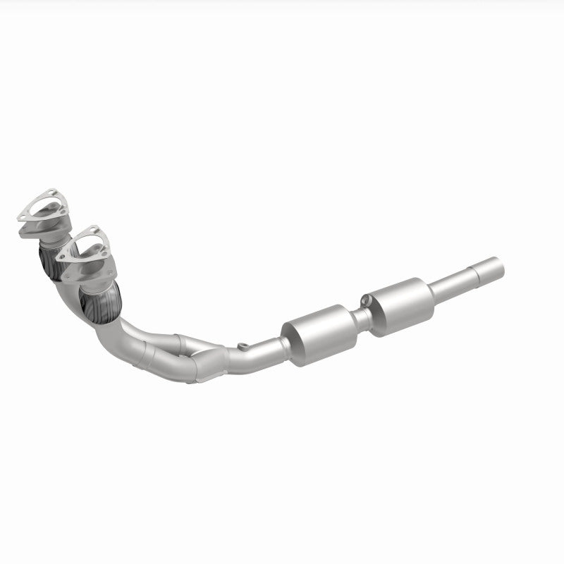 MagnaFlow Volkswagen OEM Grade Federal / EPA Compliant Direct-Fit Catalytic Converter 52289 360 Degree Image Set