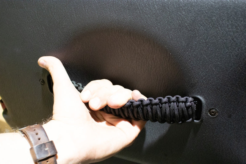 Fishbone Offroad 97-06 Jeep Wrangler Paracord Door Handles - Black FB55285 FB55285 Photo - lifestyle view