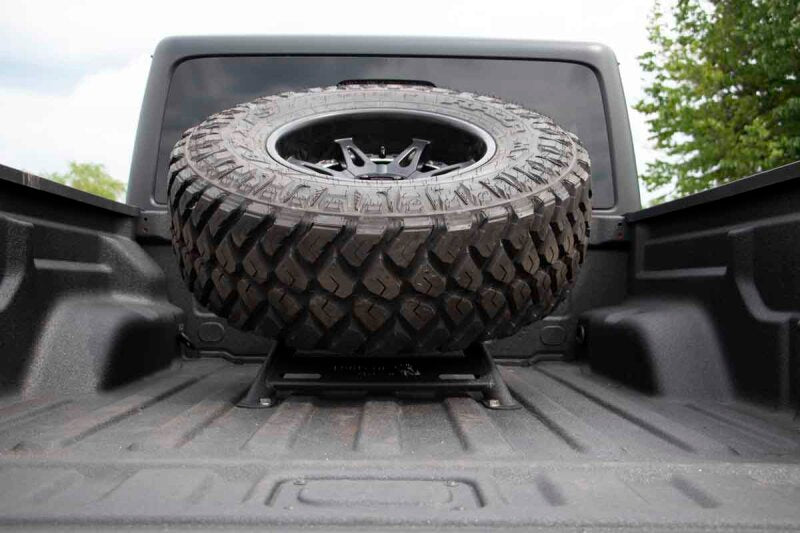 Fishbone Offroad 2020+ Jeep Gladiator JT In-Bed Tire Carrier FB21213 FB21213 Photo - lifestyle view