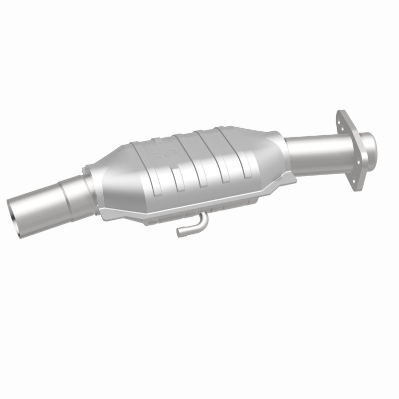 MagnaFlow Standard Grade Federal / EPA Compliant Direct-Fit Catalytic Converter 93418 360 Degree Image Set