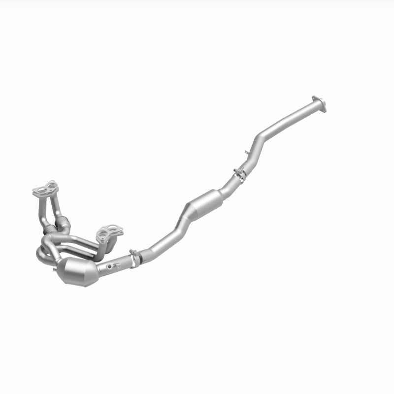 Magnaflow 14-17 Subaru Crosstrek 2.0L Direct Fit Converter 23-184 23-184 360 Degree Image Set