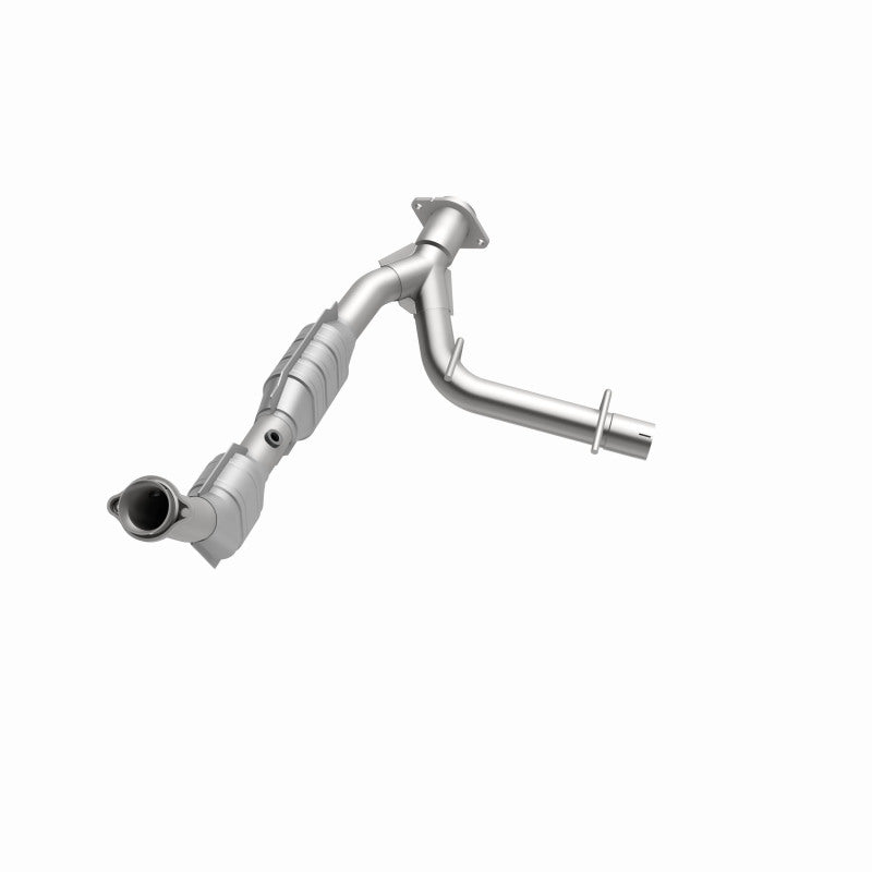MagnaFlow Ford Expedition OEM Grade Federal / EPA Compliant Direct-Fit Catalytic Converter 49607 360 Degree Image Set