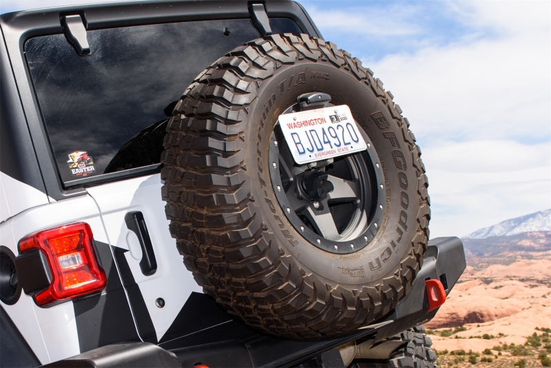 ARB Kit Rego Plate Kit Suit Jl Incl Brkt & Light 5750390 5750390 Photo - Primary