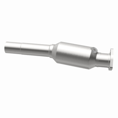 MagnaFlow Volkswagen Standard Grade Federal / EPA Compliant Direct-Fit Catalytic Converter 22915 360 Degree Image Set