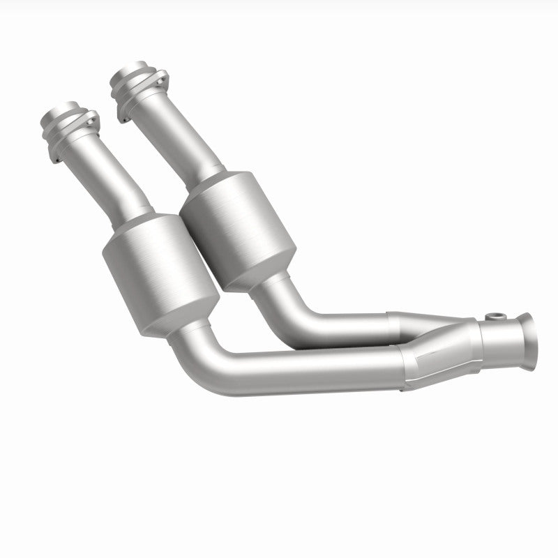 MagnaFlow Jaguar HM Grade Federal / EPA Compliant Direct-Fit Catalytic Converter 24226 360 Degree Image Set