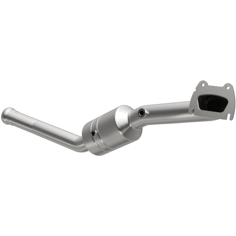MagnaFlow OEM Grade Federal / EPA Compliant Direct-Fit Catalytic Converter 49723 Photo - Primary