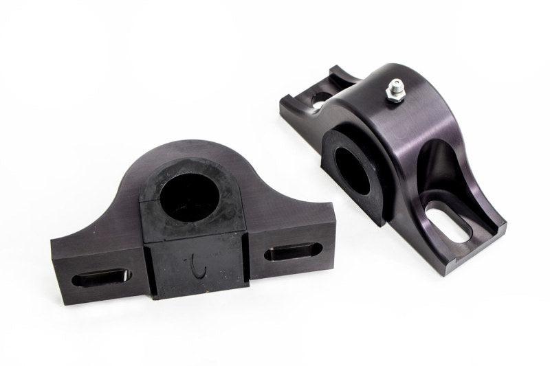 UMI Performance Heavy Duty Billet Aluminum Rear Sway Bar Mounts- 1in (25mm) 90046-B 90046-B Photo - Primary
