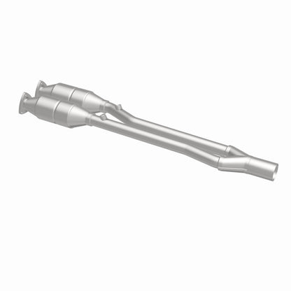 MagnaFlow HM Grade Federal / EPA Compliant Direct-Fit Catalytic Converter 24157 360 Degree Image Set