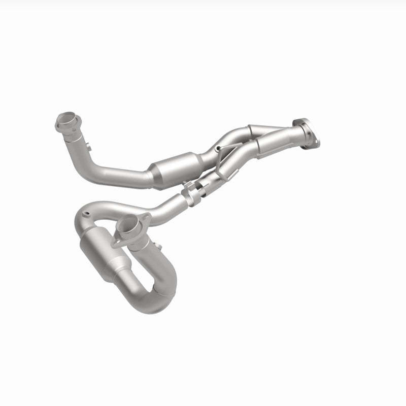 Magnaflow 05-06 Jeep Grand Cherokee 4.7L Direct Fit Catalytic Converter 4651686 4651686 360 Degree Image Set