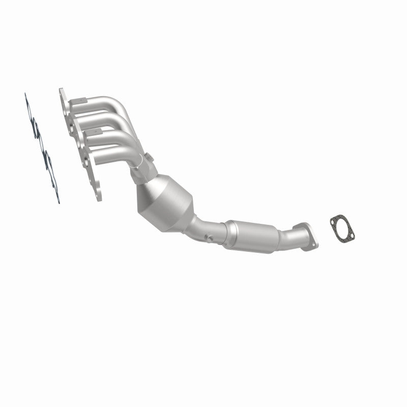 MagnaFlow Ford Focus HM Grade Federal / EPA Compliant Manifold Catalytic Converter 50391 360 Degree Image Set