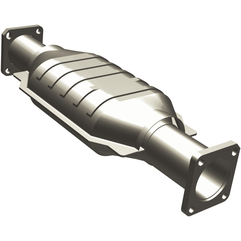 MagnaFlow Isuzu California Grade CARB Compliant Direct-Fit Catalytic Converter 3391657 Photo - Primary