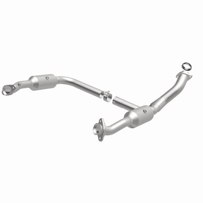 MagnaFlow OEM Grade Federal / EPA Compliant Direct-Fit Catalytic Converter 49598 360 Degree Image Set