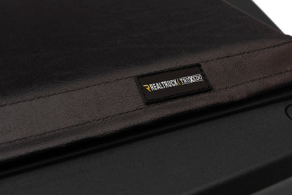 Truxedo Lo Pro 07-13 GM Sierra/Silverado 1500/2500/3500 6'6" Bed 571101 Photo - Close Up