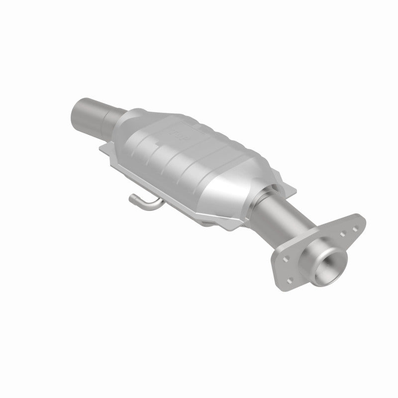 MagnaFlow Standard Grade Federal / EPA Compliant Direct-Fit Catalytic Converter 93418 360 Degree Image Set