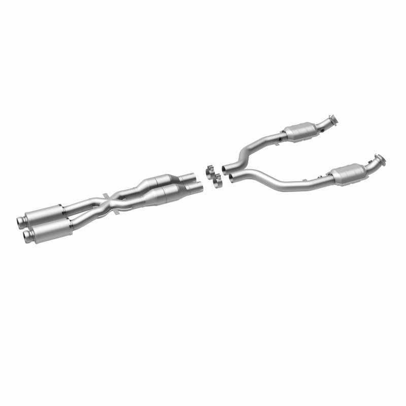 MagnaFlow BMW M3 California Grade CARB Compliant Direct-Fit Catalytic Converter 5411031 360 Degree Image Set