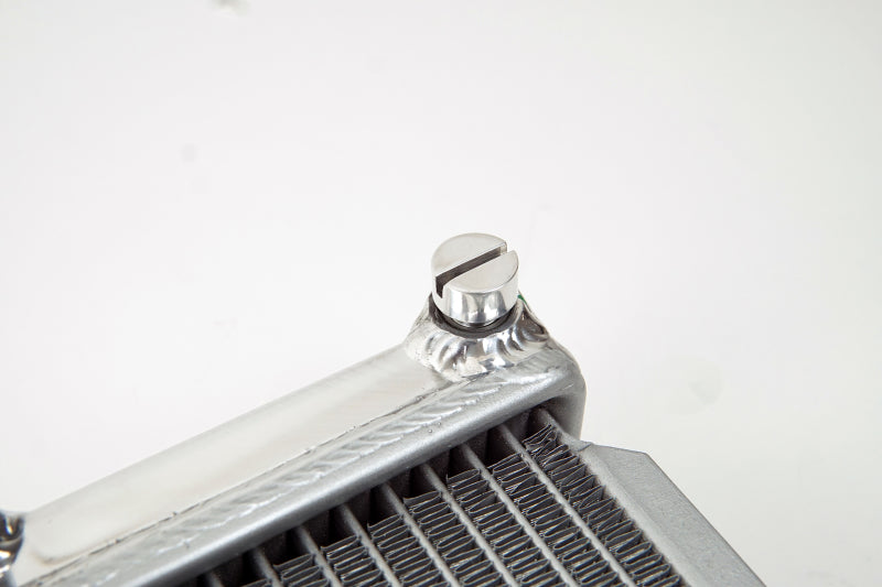 CSF 08-15 Subaru Impreza WRX/STI 2-Row 42mm High-Performance Aluminum Radiator 7095 7095 Photo - Close Up