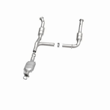 MagnaFlow HM Grade Federal / EPA Compliant Direct-Fit Catalytic Converter 93108 360 Degree Image Set