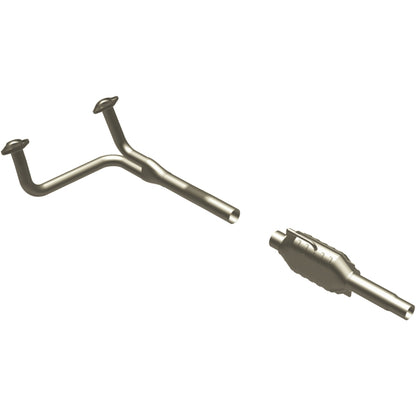 MagnaFlow Ford Standard Grade Federal / EPA Compliant Direct-Fit Catalytic Converter 93305 Photo - Primary