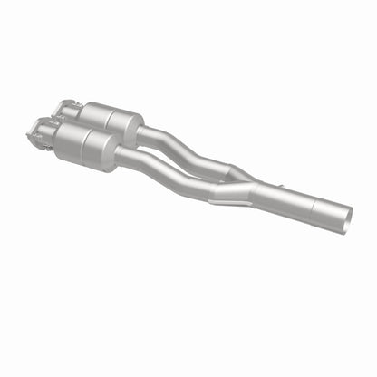 MagnaFlow Audi TT Quattro OEM Grade Federal / EPA Compliant Direct-Fit Catalytic Converter 51123 360 Degree Image Set