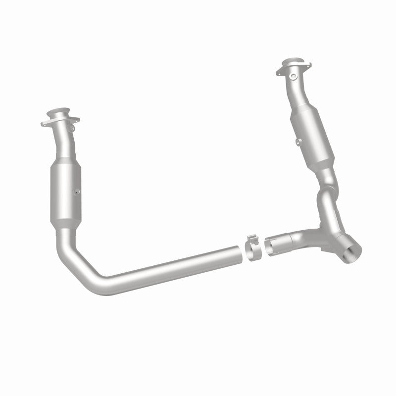 MagnaFlow California Grade CARB Compliant Direct-Fit Catalytic Converter 5551665 360 Degree Image Set
